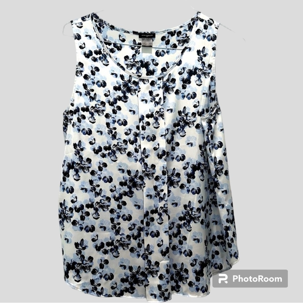 Ann Taylor Dressy Tank Top White & Blue Floral size Medium